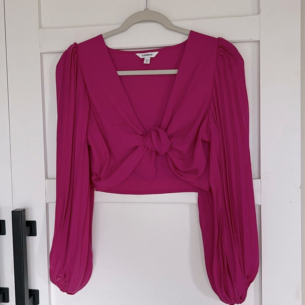 EXPRESS puff sleeve crop with bow tie